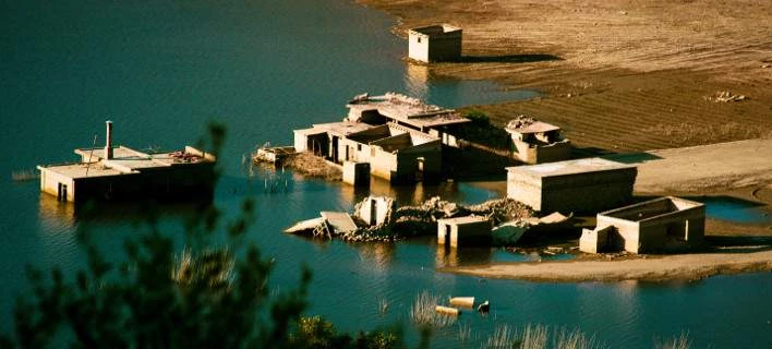 Η Ατλαντίδα της Κρήτης -Το χωριό Σφεντύλι που βουλιάζει κάτω από το νερό και μετά αναδύεται